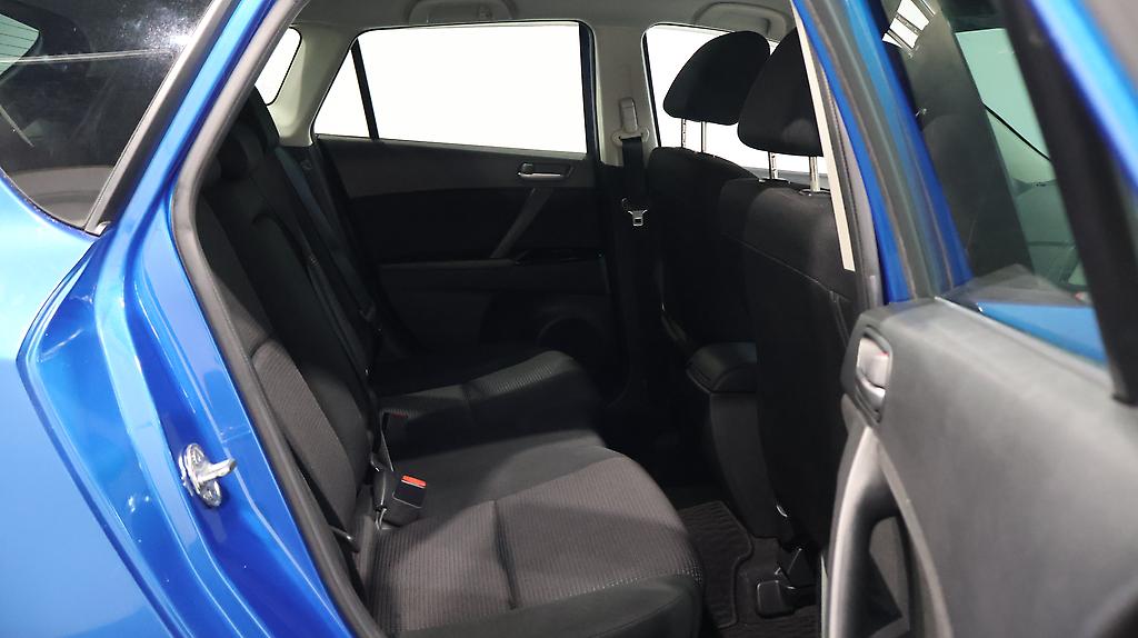 2013 Mazda Axela 15S Sports Edition image 350102