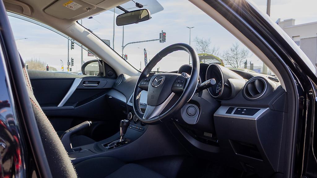 2013 Mazda Axela Sports 20S-Skyactiv Sports Edition image 350808