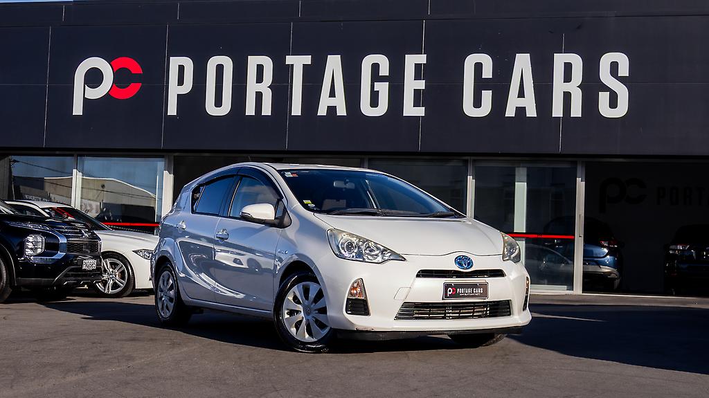 2012 Toyota Aqua F model spec push start, Hybrid image 347502