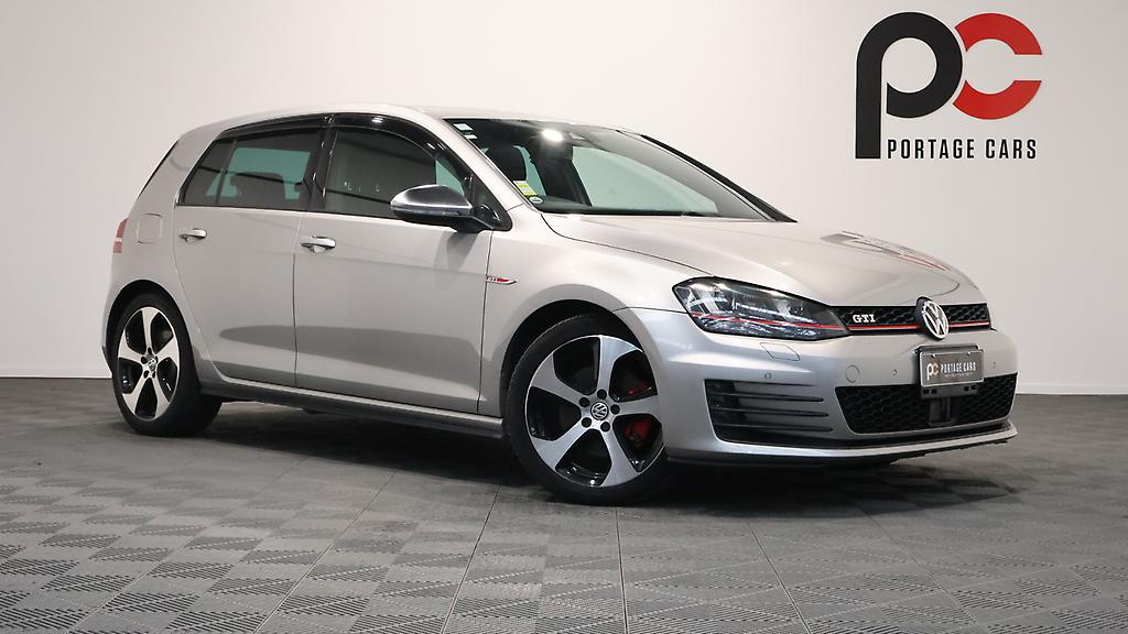 2015 Volkswagen Golf GTI Low KMs image 348188