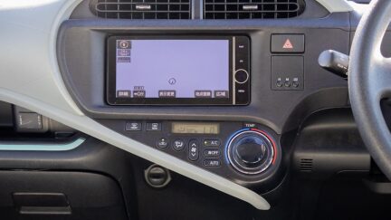 2012 Toyota Aqua G model , Heated seats, Push start image 350793