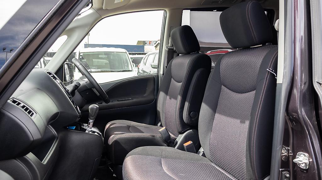 2012 Nissan Serena Highwaystar S-Hybrid image 358112