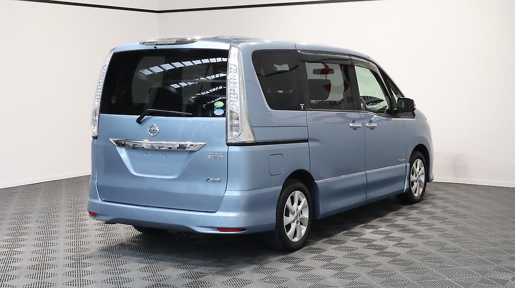 2013 Nissan Serena Hybrid V Selection image 352190