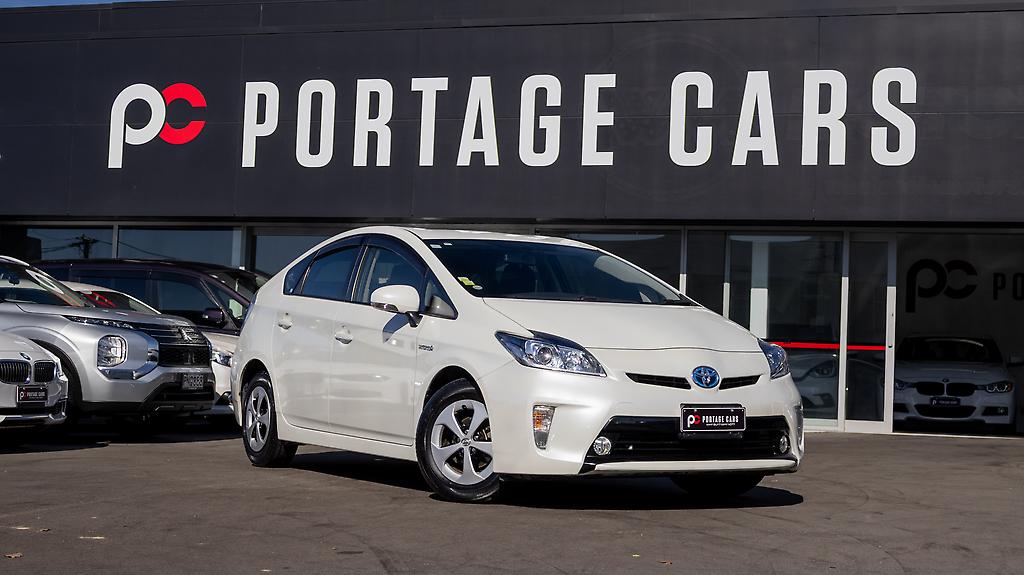 2012 Toyota Prius F spec hybrid, Push start image 350837