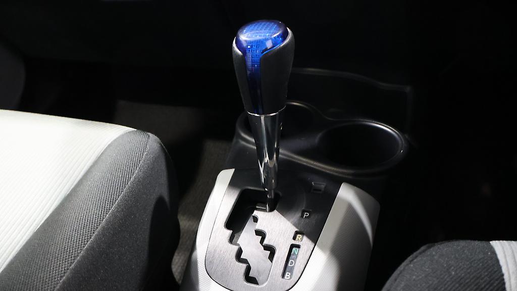 2012 Toyota Aqua S Model, Push Start image 352399