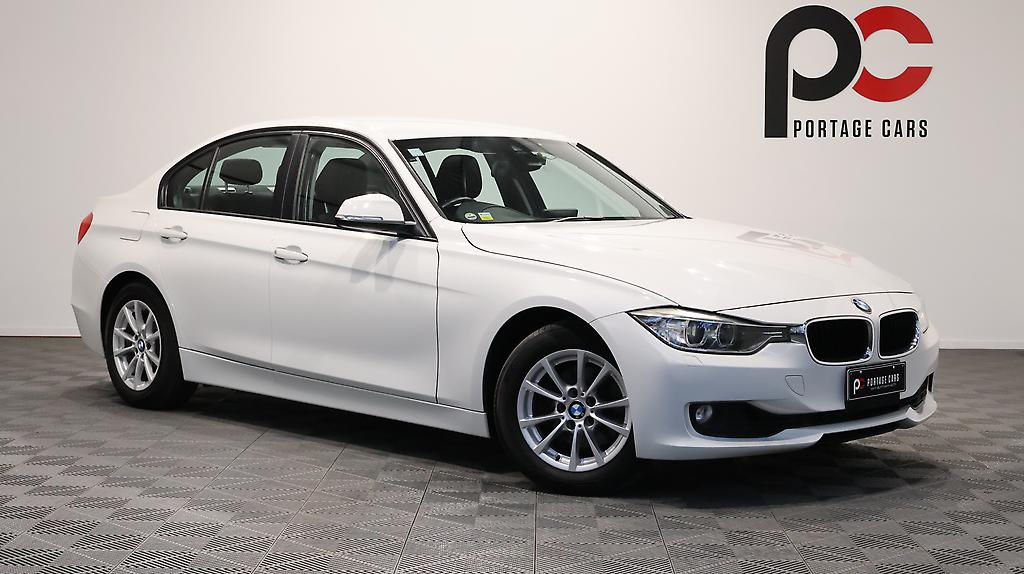 2013 BMW 320i Cruise Control + Reverse Camera image 349002