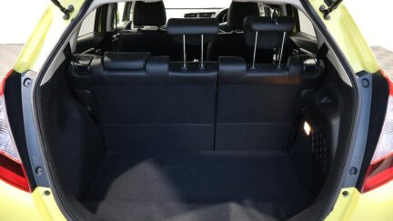 2016 Honda Fit Hybrid L Package image 349139