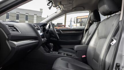 2015 Subaru Outback Limited AWD Leather pkg image 347897