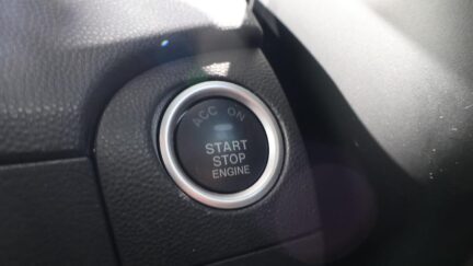 2013 Mazda Axela 15S Sports Edition image 350118