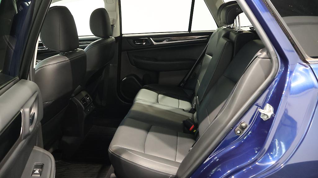 2015 Subaru Outback Outback Limited AWD image 350912