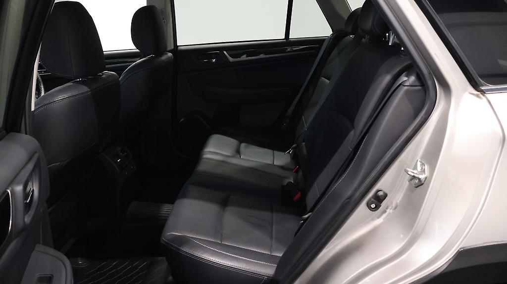 2015 Subaru Outback Limited AWD image 350513