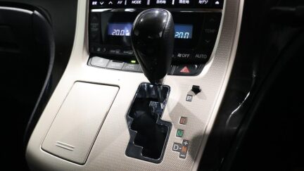 2013 Toyota Vellfire 2.4Z Golden Eyes image 347631