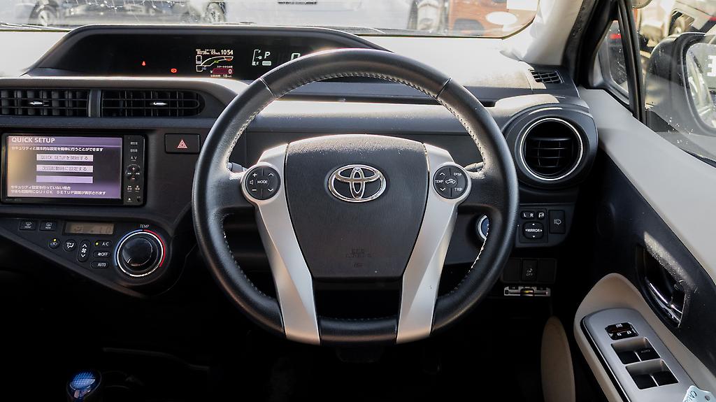 2012 Toyota Aqua G Model + Push Button Start image 350321