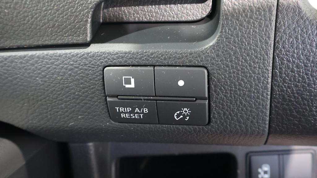 2012 Nissan Serena Highwaystar S-Hybrid image 347743