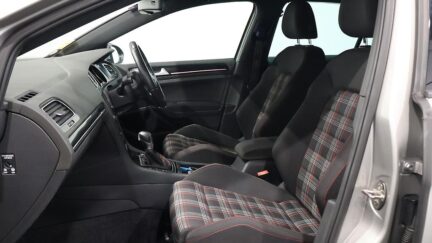 2015 Volkswagen Golf GTI Low KMs image 348195
