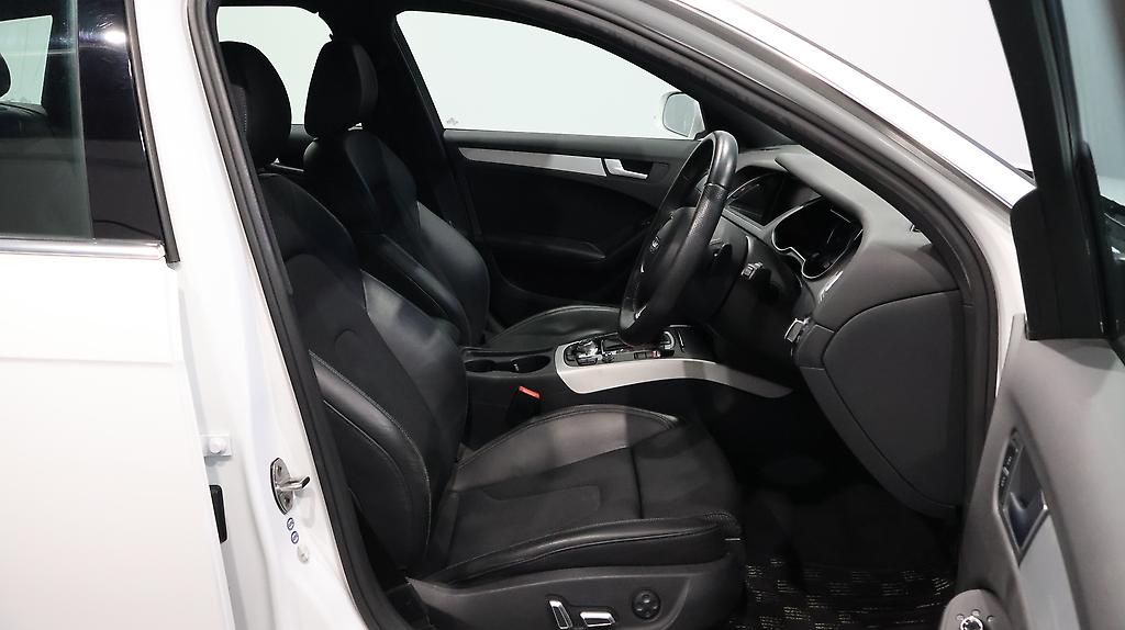 2012 Audi A4 Avant 2.0 TFSI S-Line Package image 347666
