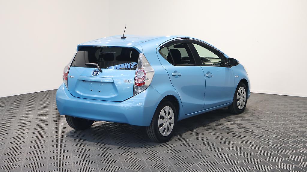 2013 Toyota Aqua S Model, Push Start, Reverse Camera image 349703