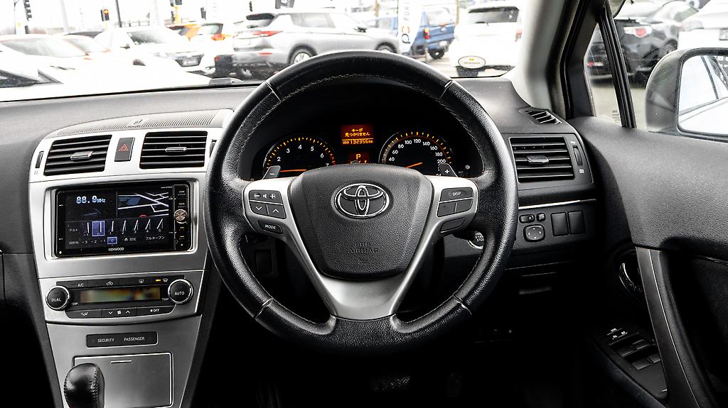 2014 Toyota Avensis Push start, stationwagon image 349240