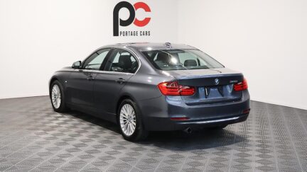 2013 BMW 320i Luxury image 349604