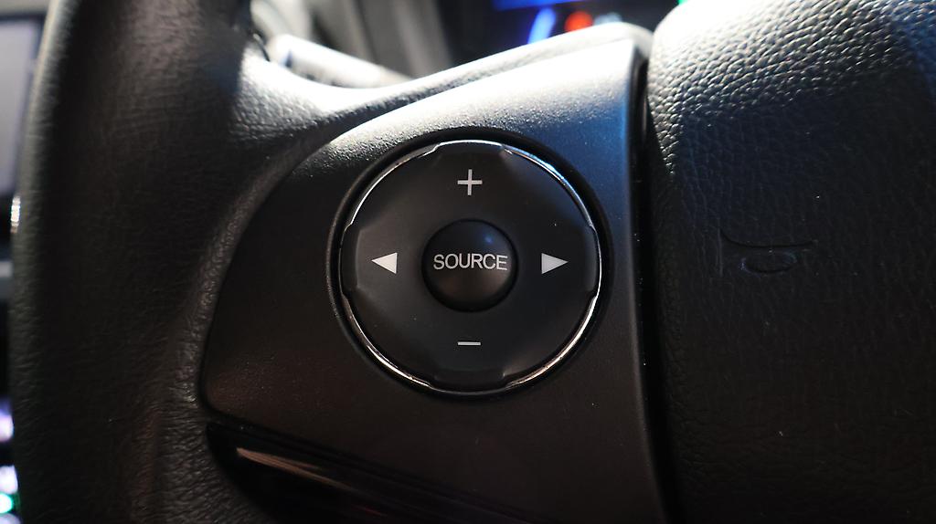 2014 Honda Vezel Hybrid X image 352443