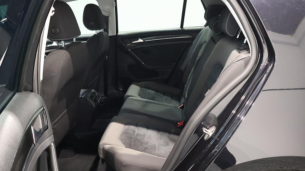 2013 Volkswagen Golf TSI Model image 349734