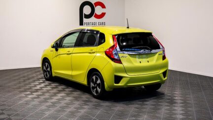 2016 Honda Fit Hybrid L Package image 349136