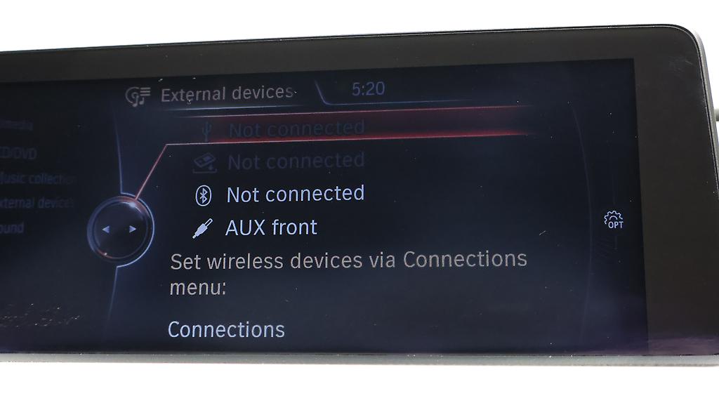 2013 BMW 320i Cruise Control + Reverse Camera image 349016