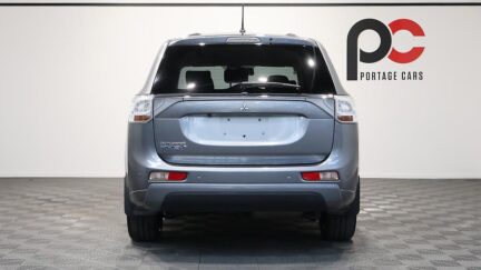 2013 Mitsubishi Outlander PHEV G Navi Package 4WD image 351137