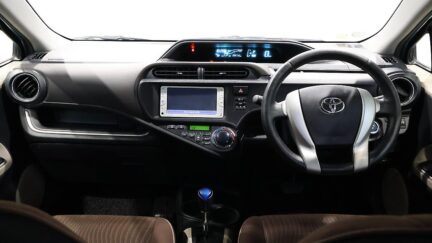 2014 Toyota Aqua G Model, Push Start, Reverse Camera image 350045