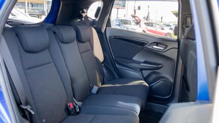 2016 Honda Fit F spec hybrid 7AT Push start image 351163
