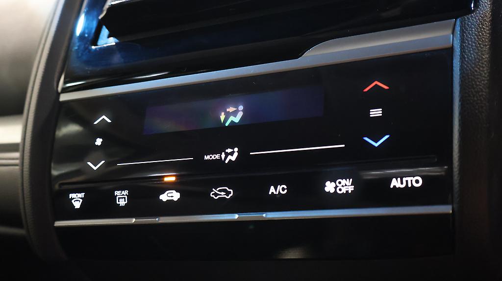 2014 Honda Fit Hybrid F Package image 352243