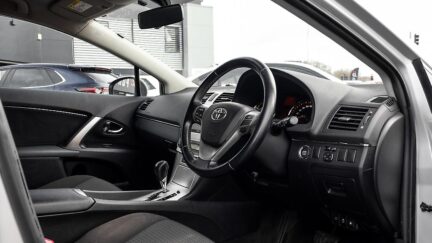2014 Toyota Avensis Push start, stationwagon image 349247