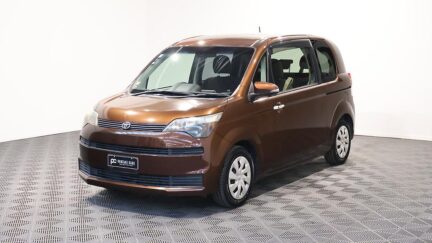 2013 Toyota Spade G Model, Push Start image 350115