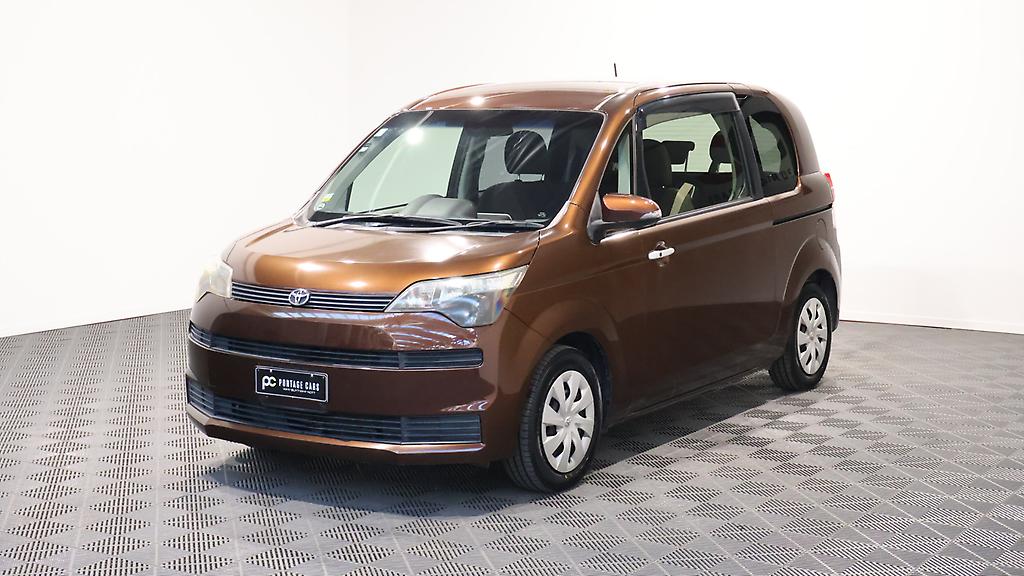 2013 Toyota Spade G Model, Push Start image 350115
