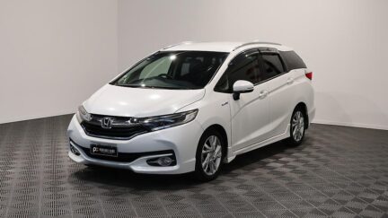 2015 Honda Shuttle Hybrid Z image 348151