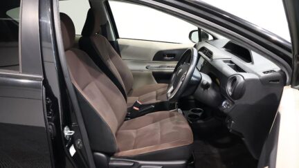 2013 Toyota Aqua S Model, Push Start, Reverse Camera image 348584