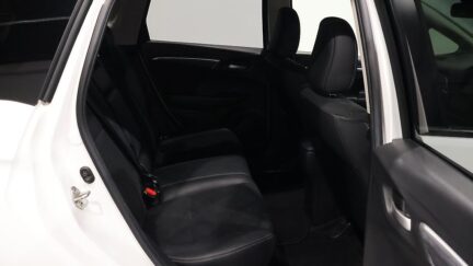 2015 Honda Shuttle Hybrid Z image 348158