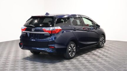 2016 Honda Shuttle Hybrid X image 350354