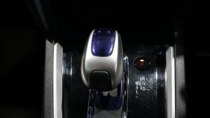 2016 Honda Shuttle Hybrid X image 350366