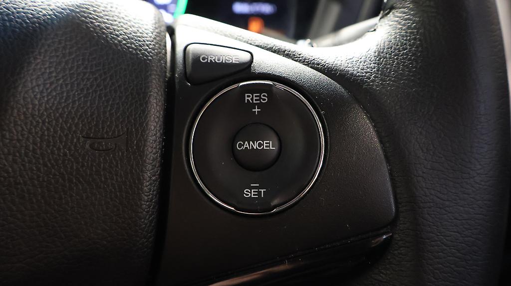 2014 Honda Vezel Hybrid X image 352444