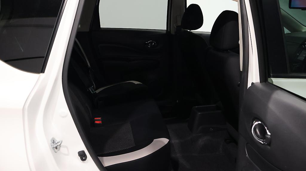 2017 Nissan Note e-Power X image 349037