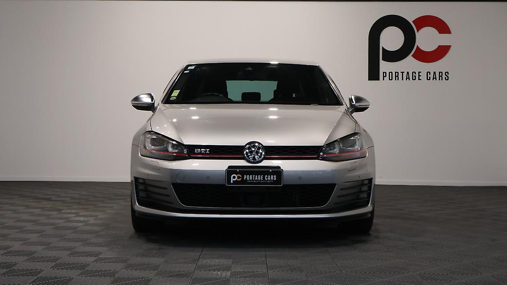 2015 Volkswagen Golf GTI Low KMs image 348190