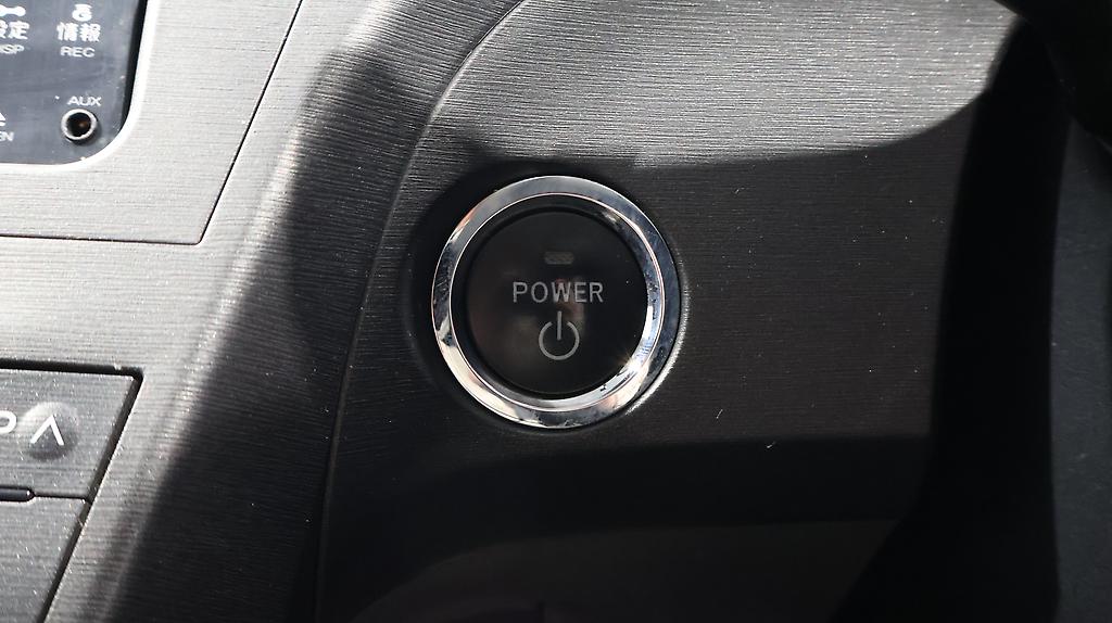 2012 Toyota Prius S Model + Reverse Camera image 349378