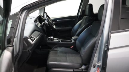 2015 Honda Shuttle Hybrid Z 4WD image 350956