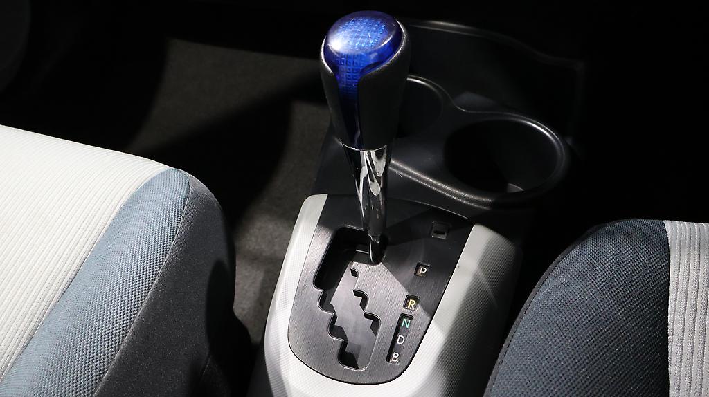 2012 Toyota Aqua S Model, Push Start image 346689