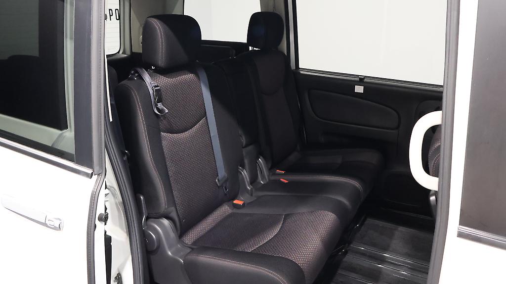 2013 Nissan Serena Hybrid Highway Star S image 348629