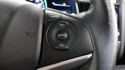 2015 Honda Shuttle Hybrid Z image 348168