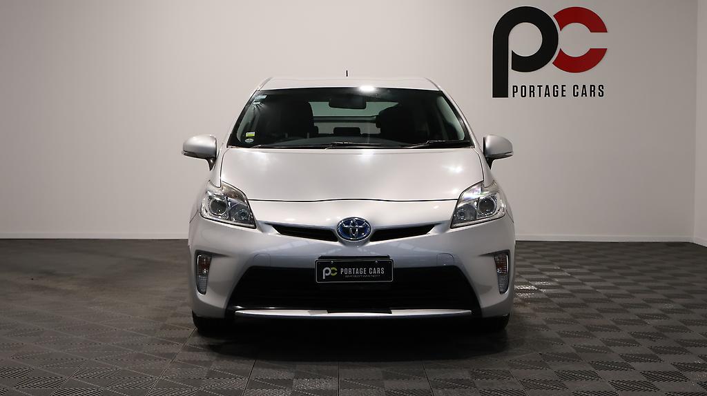2013 Toyota Prius S Model image 350485