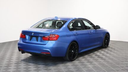 2012 BMW 320i M Sports, Low KMS! image 349476