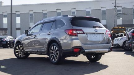 2015 Subaru Outback Limited AWD Leather pkg image 346835